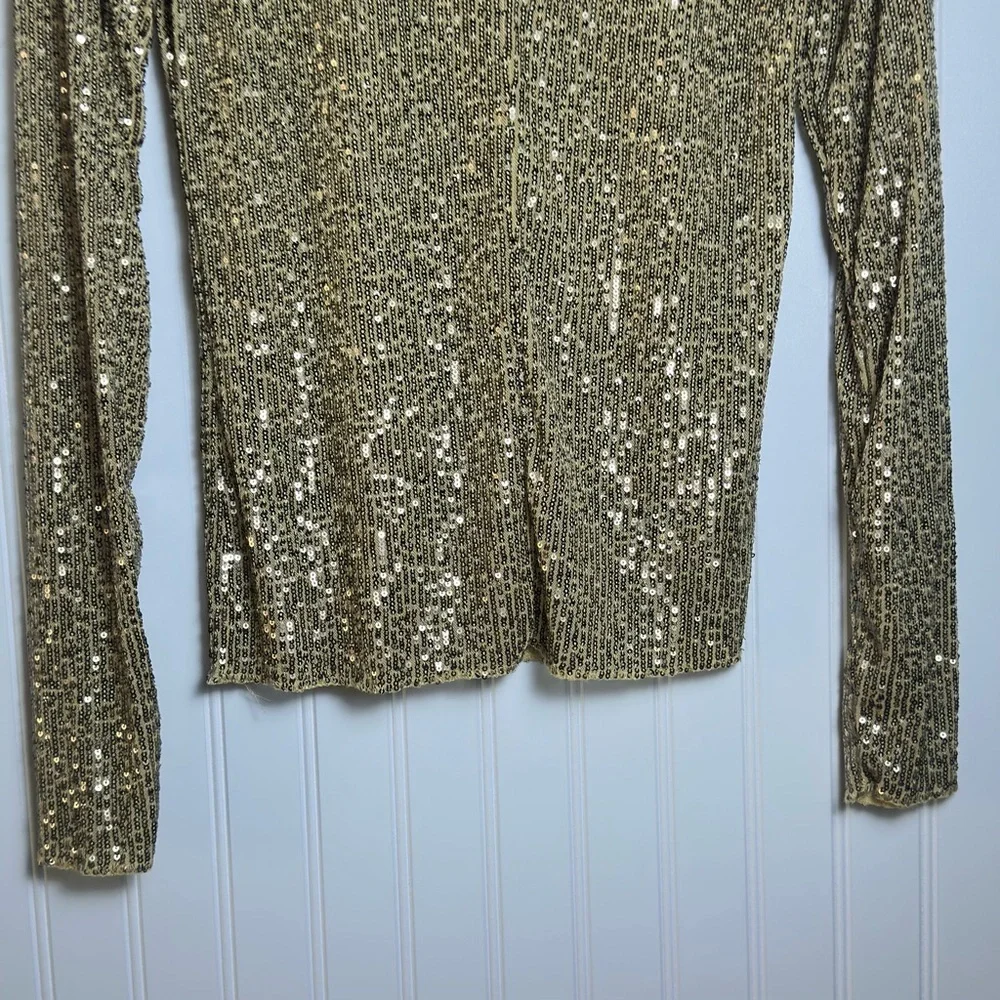 Free People Gold Sequin Crew Neck Long Sleeve Top Pull Over NWT - Picture 11 of 13